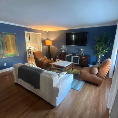Here It Is! Cool Cape Cod-3 Br-2.5 Bath-12 Guests โอเลเธอ ภายนอก รูปภาพ