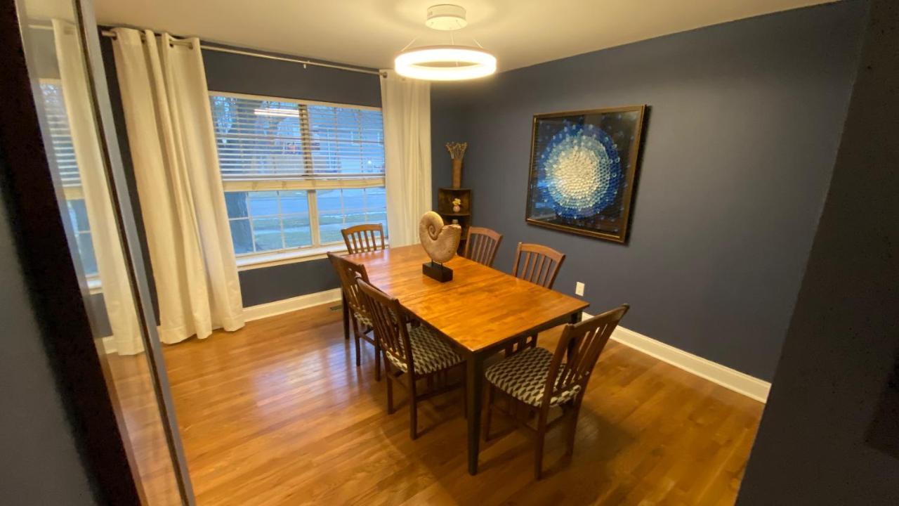 Here It Is! Cool Cape Cod-3 Br-2.5 Bath-12 Guests โอเลเธอ ภายนอก รูปภาพ