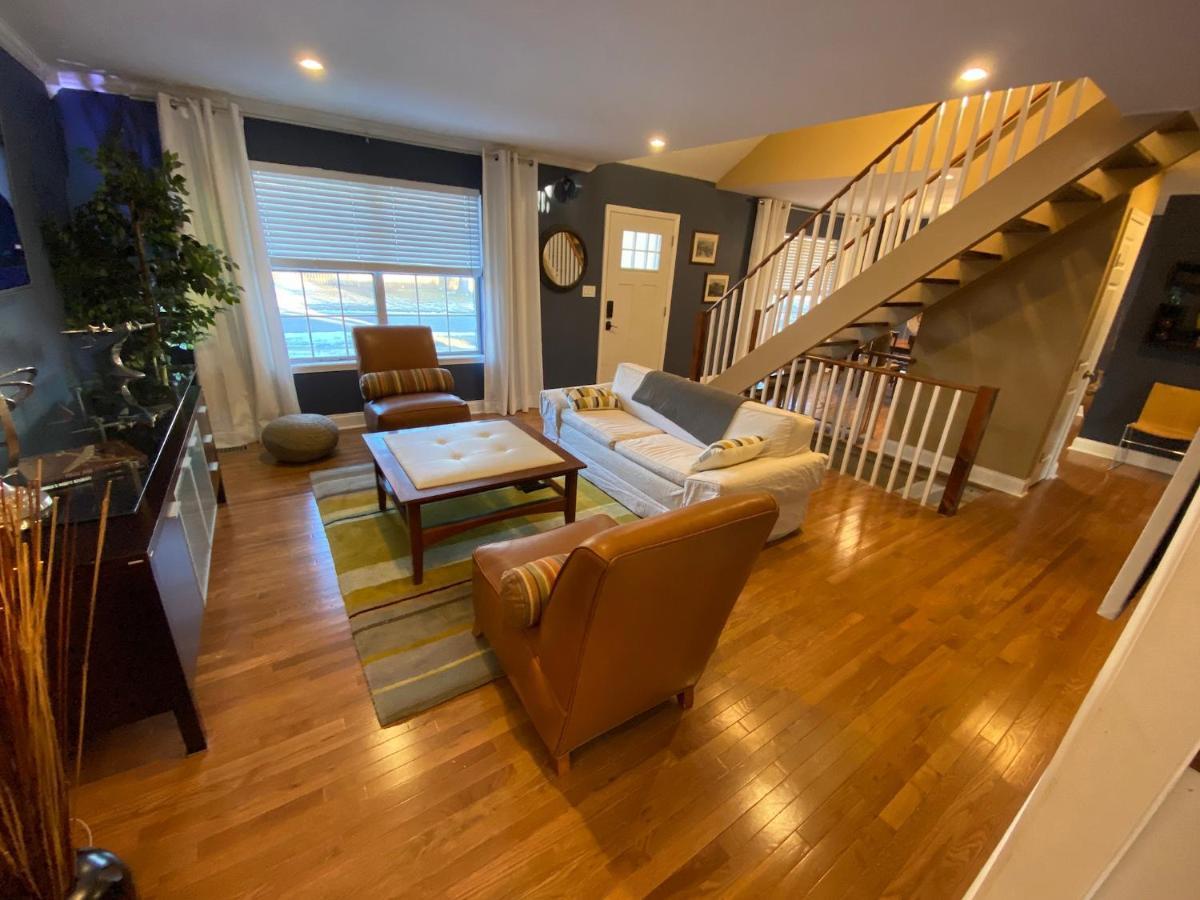 Here It Is! Cool Cape Cod-3 Br-2.5 Bath-12 Guests โอเลเธอ ภายนอก รูปภาพ