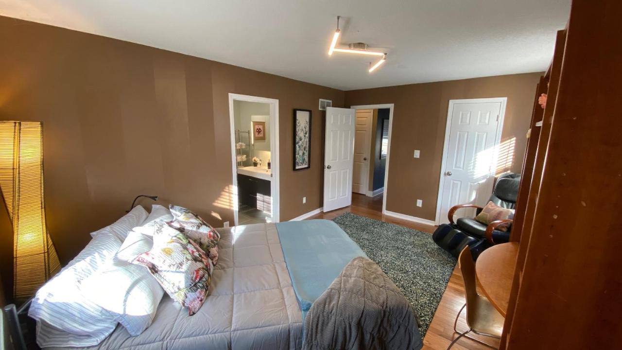 Here It Is! Cool Cape Cod-3 Br-2.5 Bath-12 Guests โอเลเธอ ภายนอก รูปภาพ